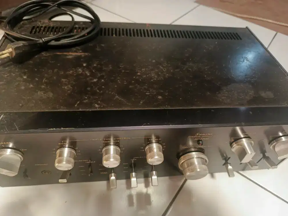 Amplified sansui7700