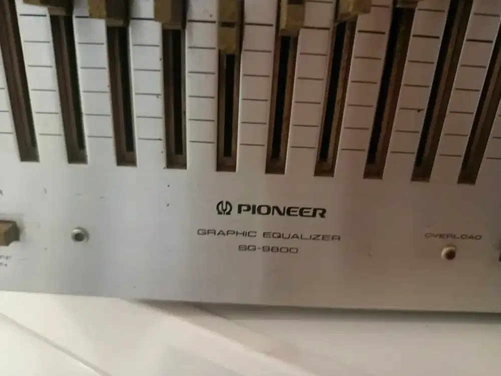 Equalizer Pioneer 9800