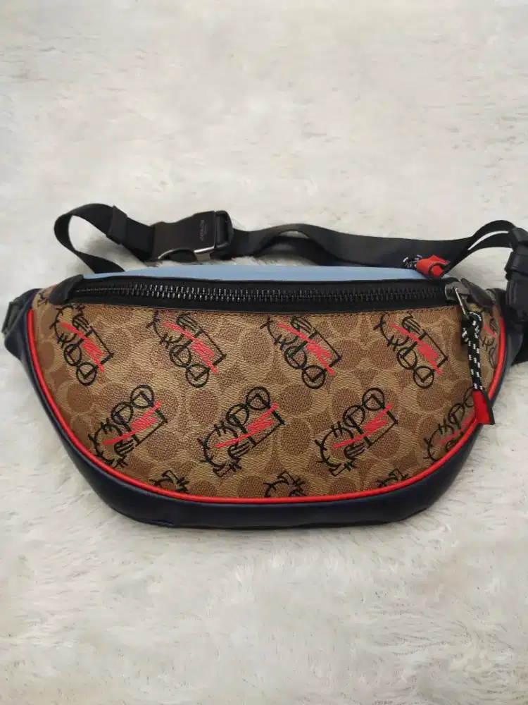 Luxury COACH slingbag paling cakep dan sangat istimewa!