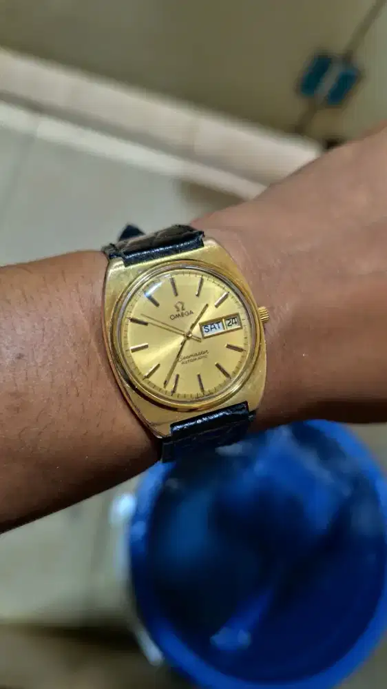 Omega vintage original mesin kuning