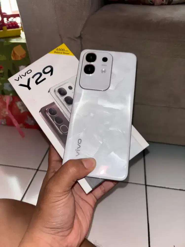 Vivo y29 ram 8+8/256GB