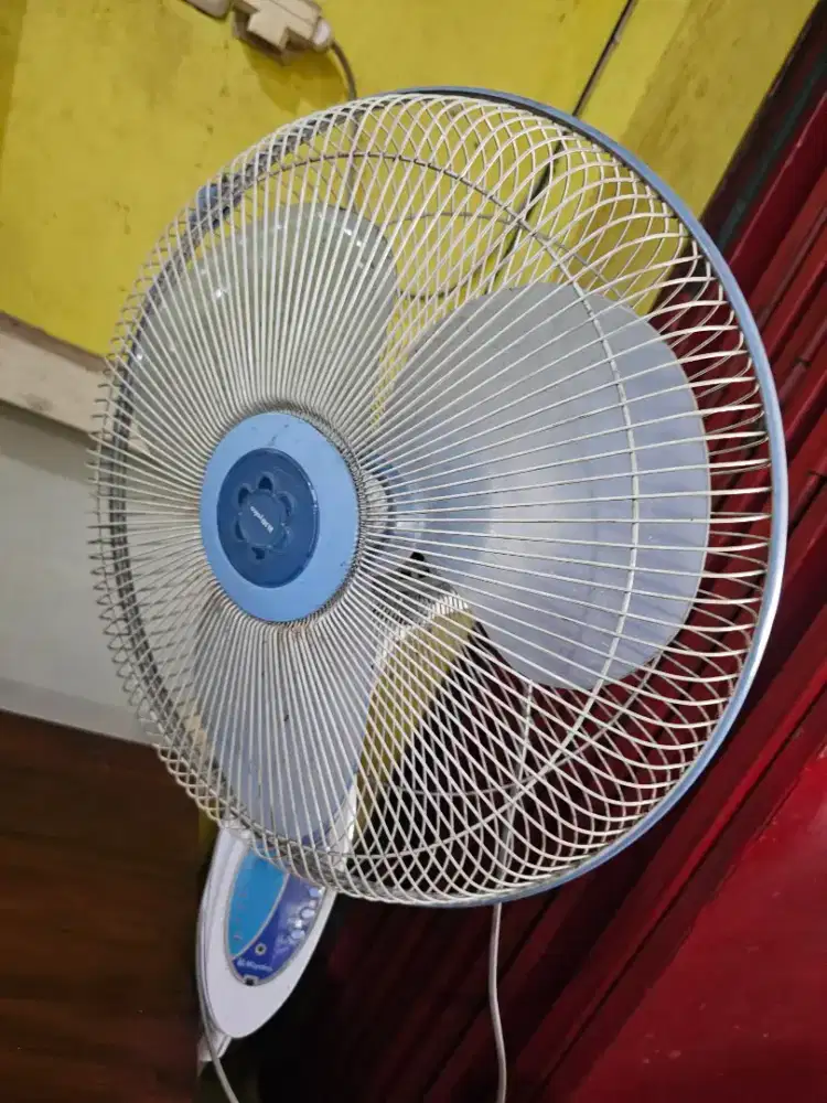 Kipas Angin Bekas merk Miyako