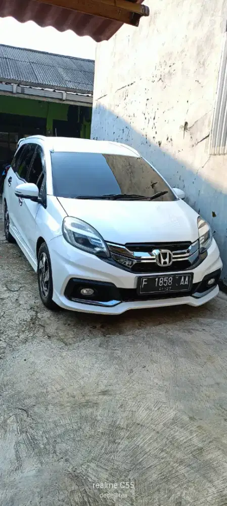 Mobilio RS 1.5 manual tahun 2017 nik 2016 km85rb Istimewa Mulus tt