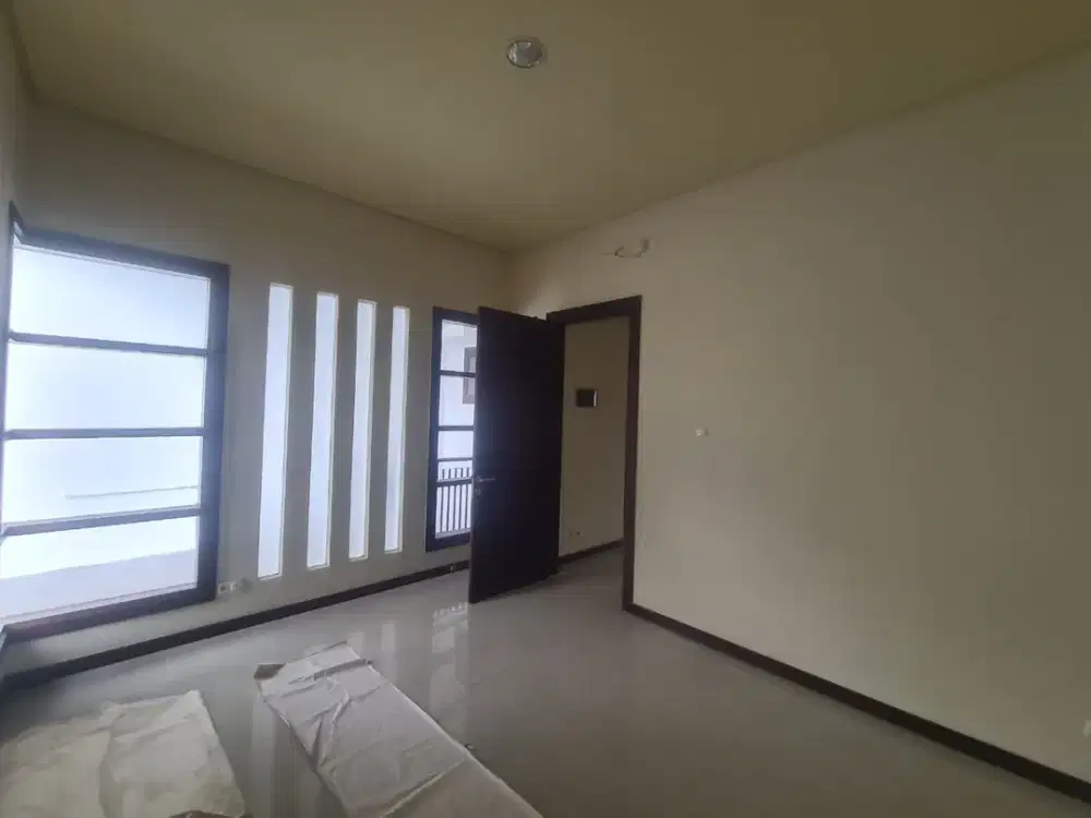 Disewakan Rumah Siap Huni – Kertajaya Indah Regency, Surabaya