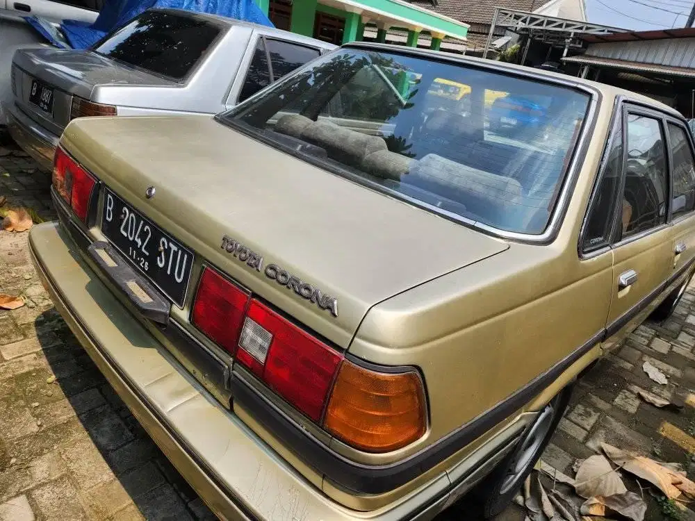 toyota corona ex salon
