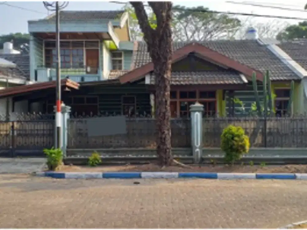 Rumah Premium Area Blimbing Indah, Araya Malang. Dekat Plaza araya, Matos, Terminal, Bandara, Kampus UB, Kampus UM, dekat Persada Hospital. NLMLG00032