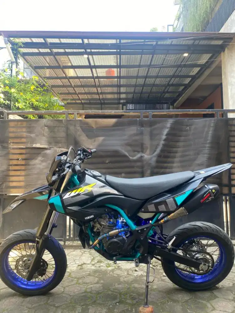 Yamaha wr 155 R supermoto
