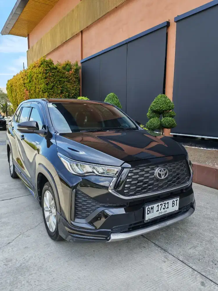 Innova Zenix V Hybrid Modellista 2023
