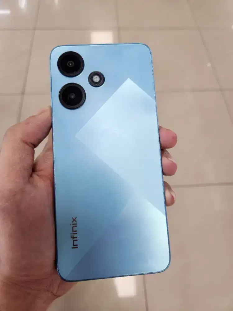 Infinix Hot 30i ram 8+8/128