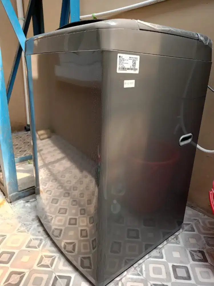 Mesin cuci LG 9kg top loading