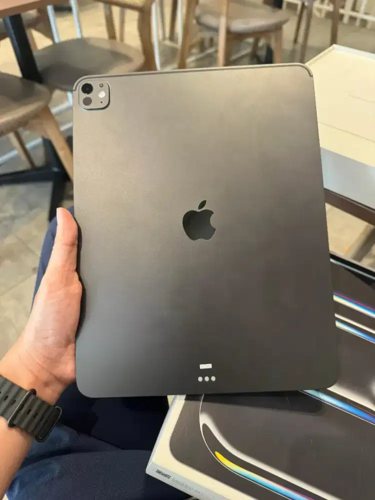 iPad Pro M5 13inch 256gb ibox space black Wifi only