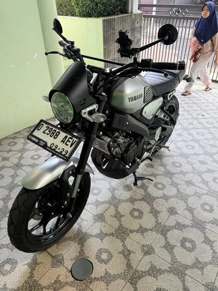 XSR Silver 2024
