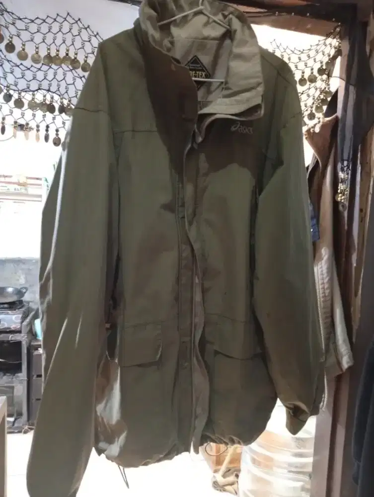 Jaket cowo tahan air GORE-TEX oasis UK 110