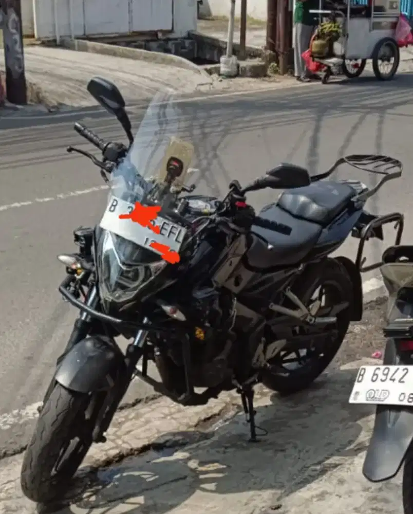 Pulsar 200 NS touring