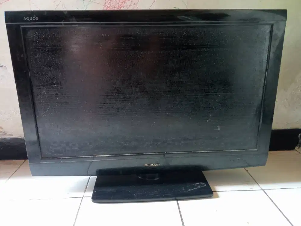 Tv sharp 40 inch