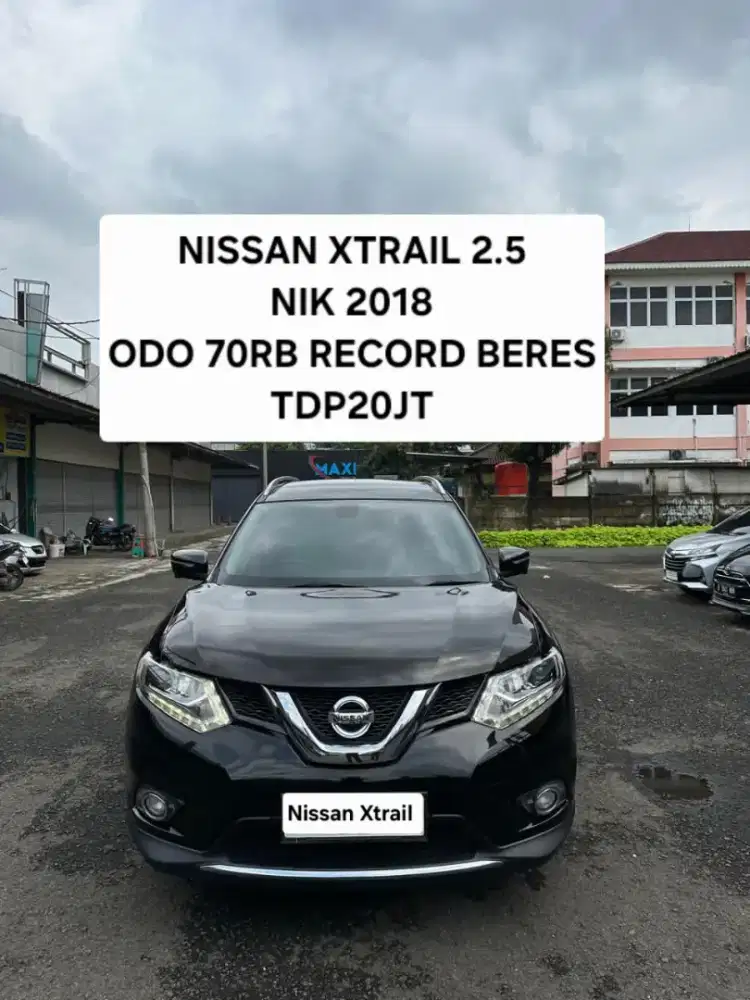 NISSAN XTRAIL 2018 2.5 dp15jt hitam / 2019 RECORD