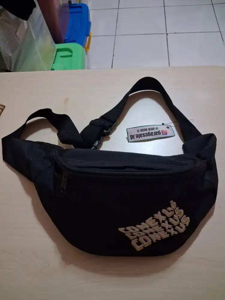 Tas pinggang seperti di foto