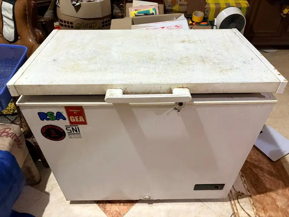 JUAL FREEZER RSA 220L BEKAS PAKAI SEHARI-HARI