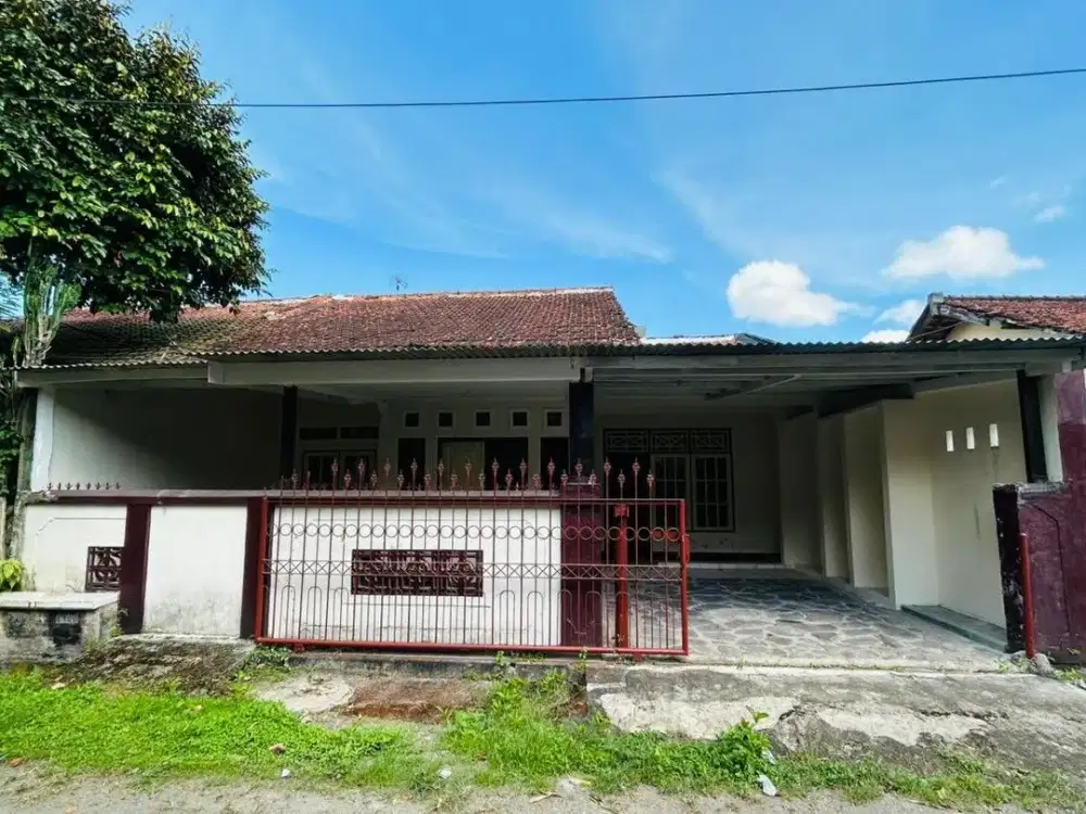 Rumah di kompleks Bumi selaparang Asri Rembiga Blencong