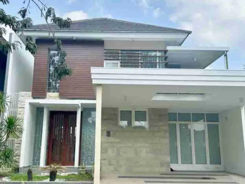 Disewakan rumah di Greenlake Citraland 4 Br Surabaya barat
