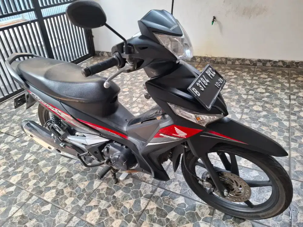 Km17rb pajak 10/2026 DKI, honda supra x 125 R CW DD charger 2021 mulus