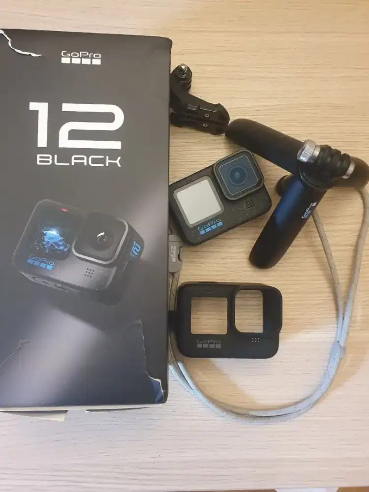 go pro 12 good condition fullset