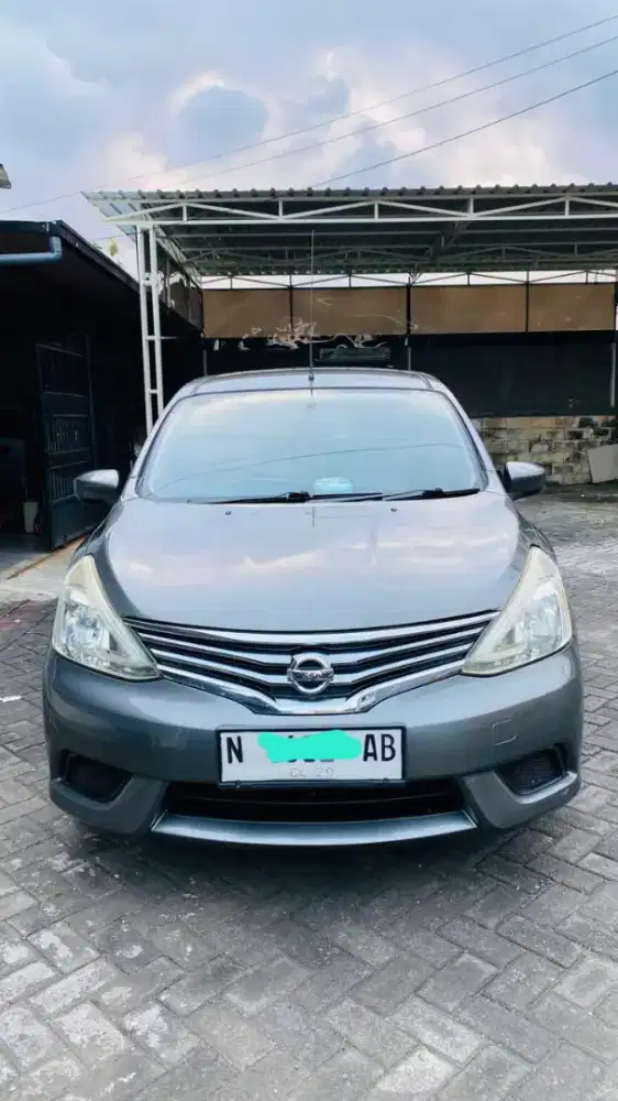 Grand livina 2014 facelift matik sv