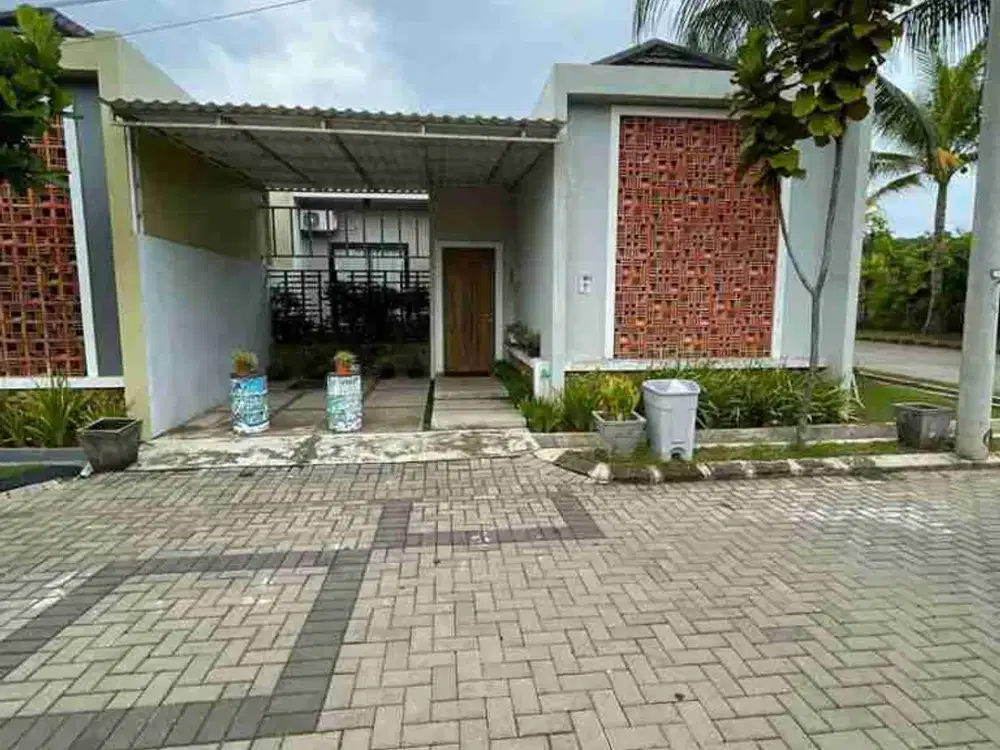 DI JUAL 
VILLA UBUD CANTIK  ANYER FULL FURNISH SIAP HUNI