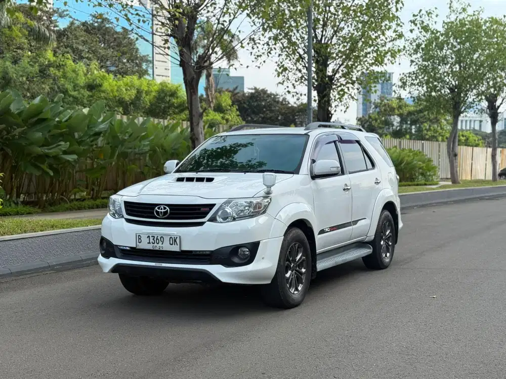Fortuner G VNT TRD 2014 Low KM 27.000!!!