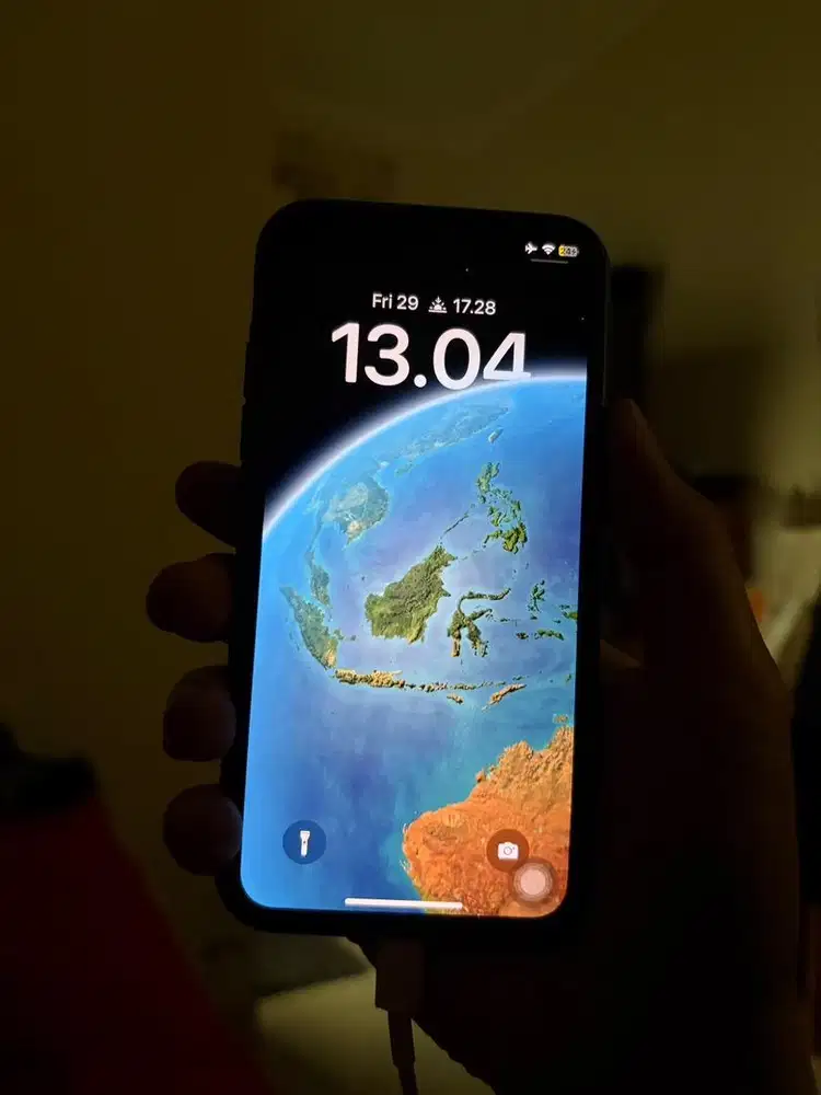 Iphone X warna hitam 64 gb