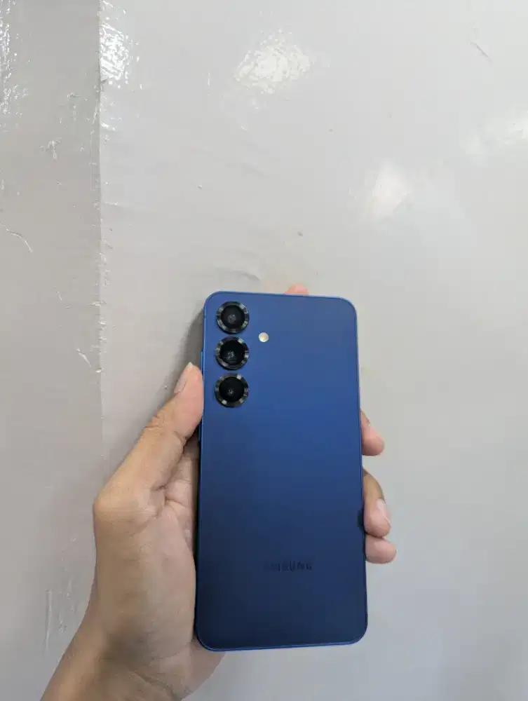 Samsung S25 basic 12/512gb sein