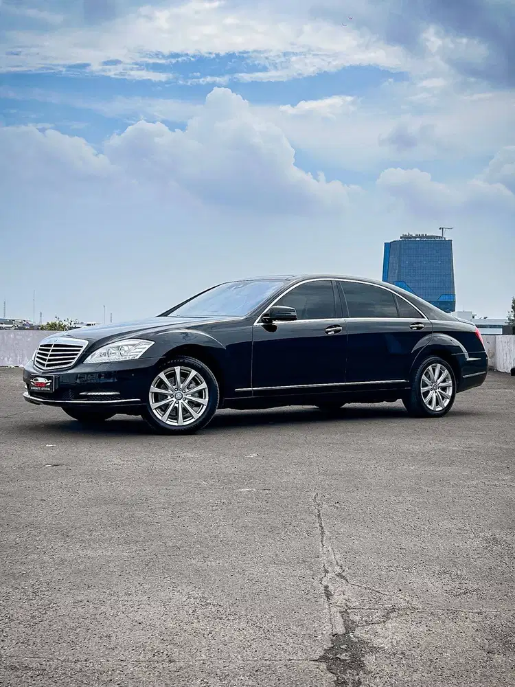 KONDISI ISTIMEWA!!! MERCEDES BENZ S350 CBU 2011