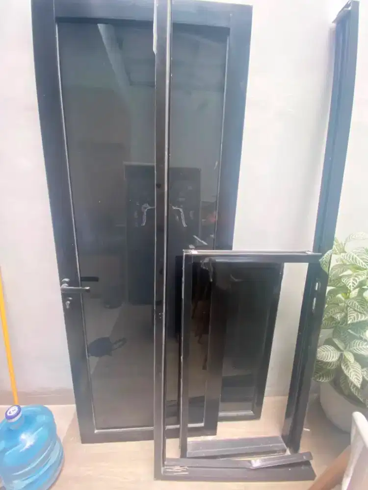 Pintu alumunium + jendela plus kosen lengkap