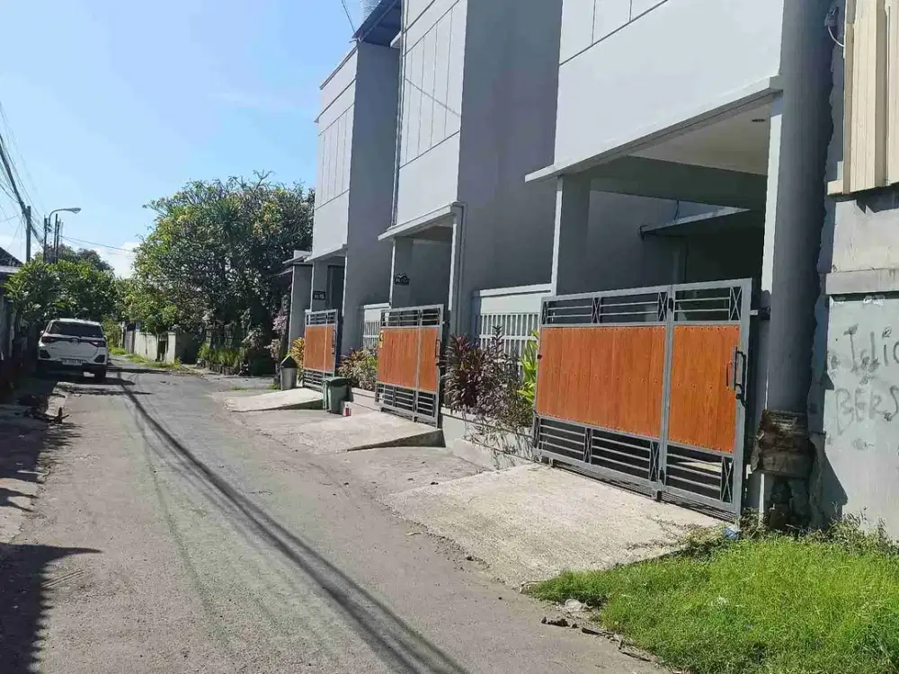 Dijual Rumah SHM 2 lantai lokasi strategis dekat pusat kota Denpasar