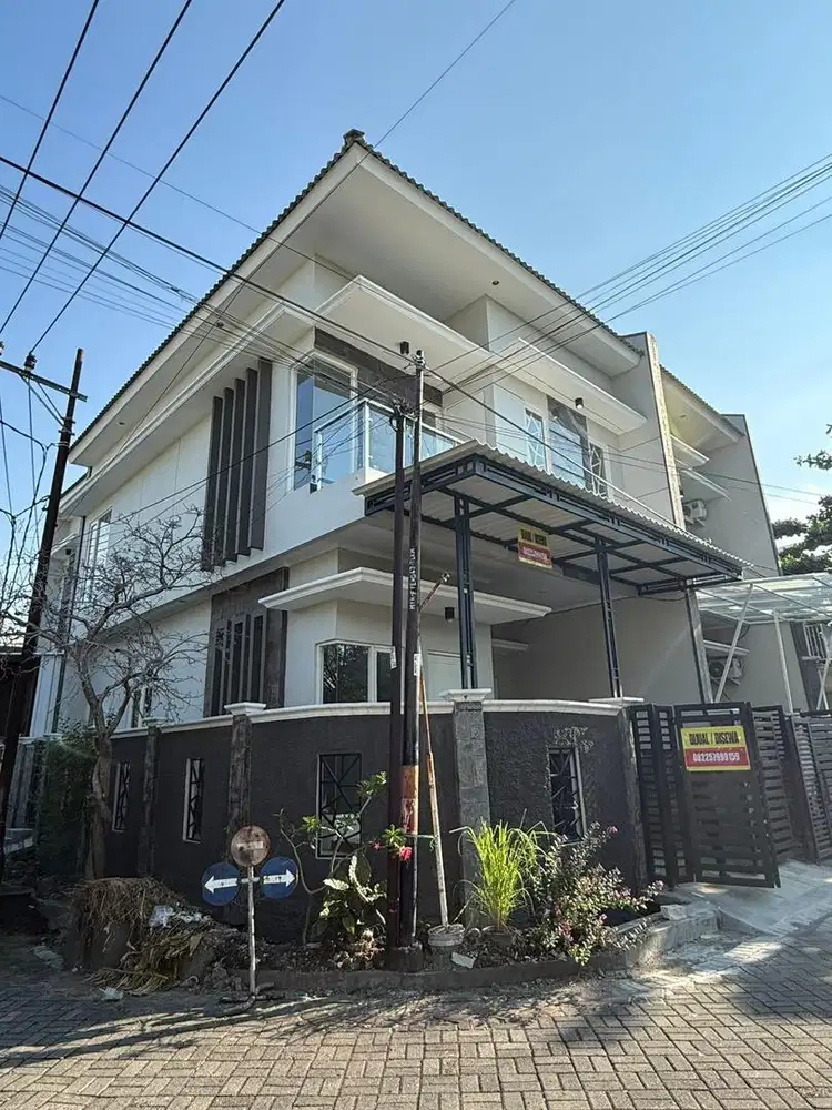 Rumah Modern selangkah ke Merr, its, unair dan Galaxy mall