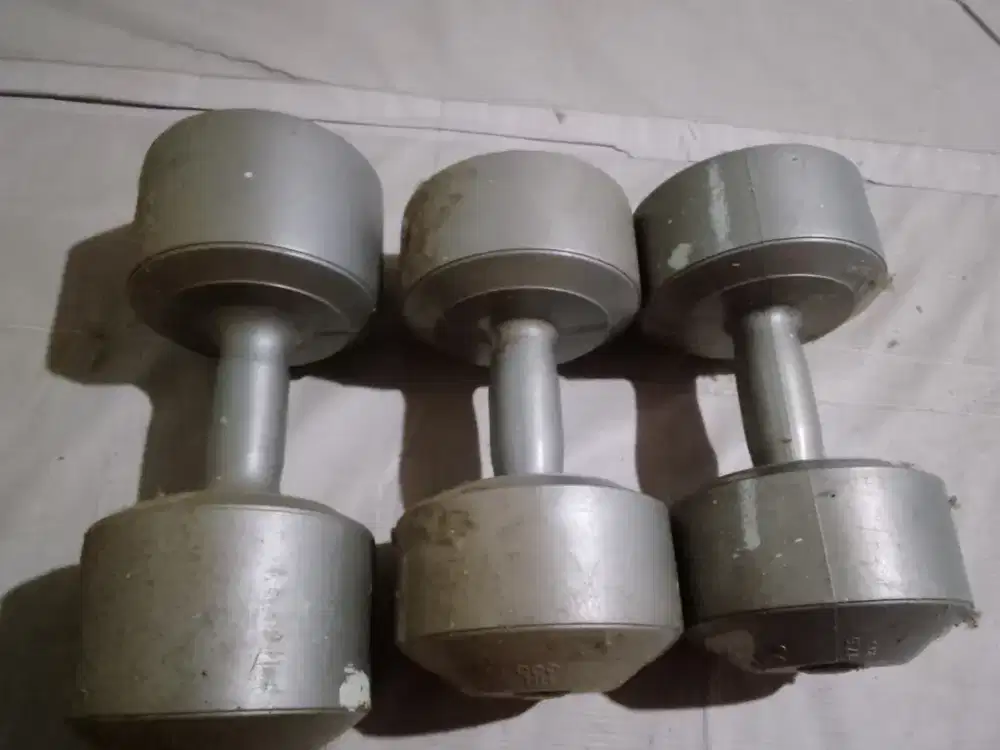 Dijual Dumbel 3 buah murah 10 & 8 kg