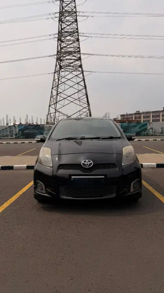 Yaris Type E 1.5 2012 MT