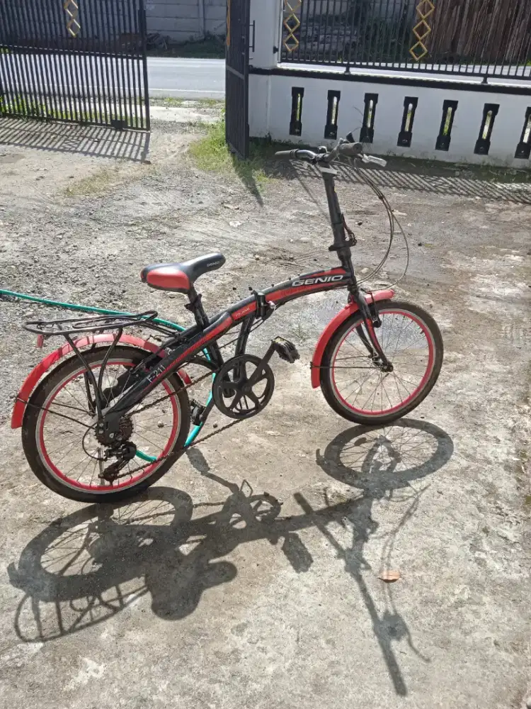 Sepeda lipat genio
