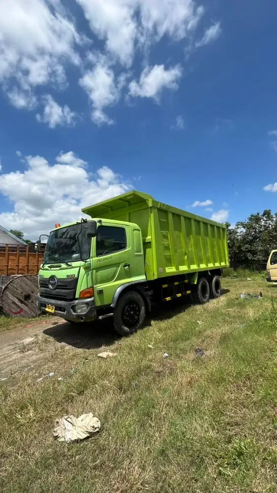 HINO 500 Dumb Truck 2018, idk 26