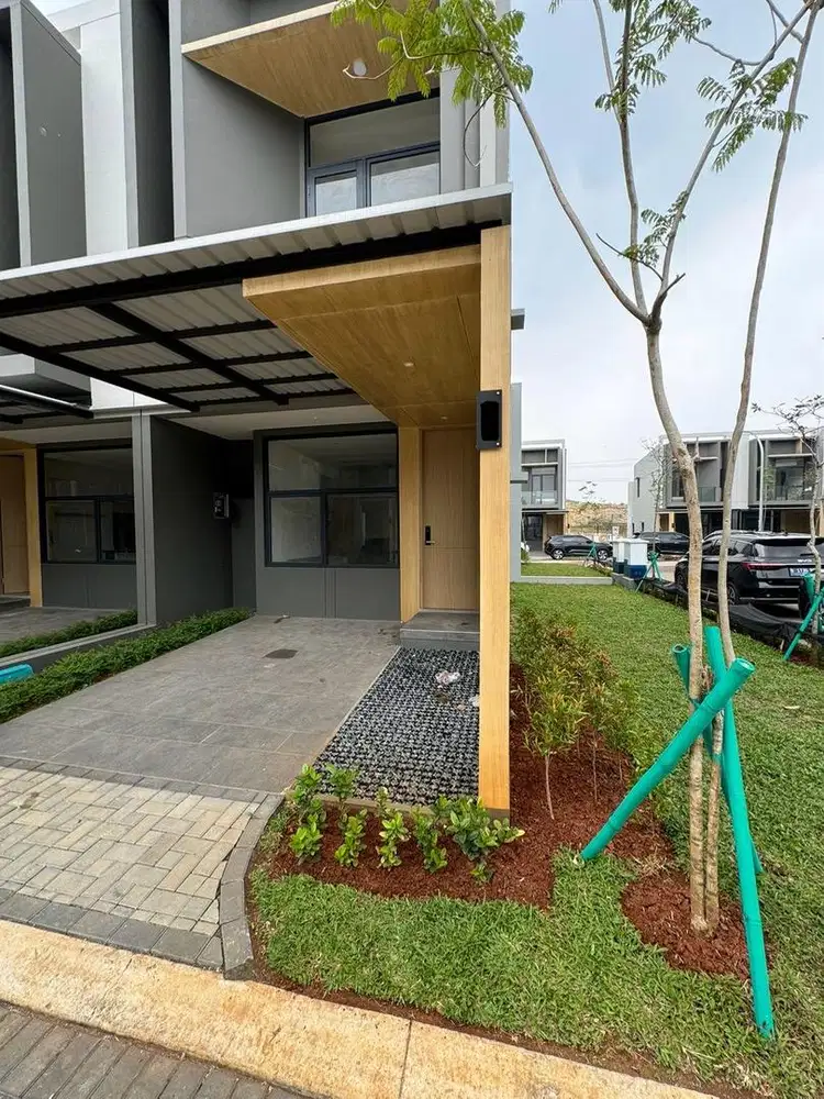 RUMAH DISEWAKAN / HOUSE FOR RENT – TANAKAYU BSD