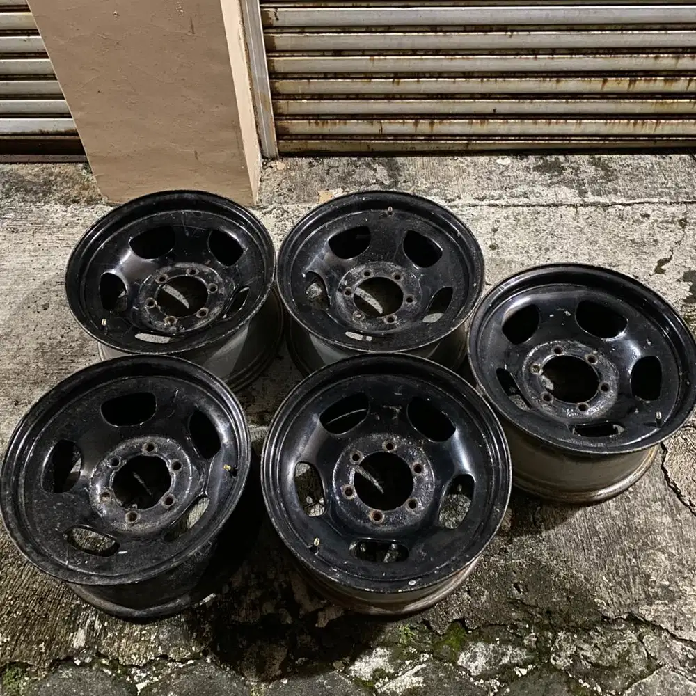 Velg Kaleng Toyota Landcruiser 80 Series