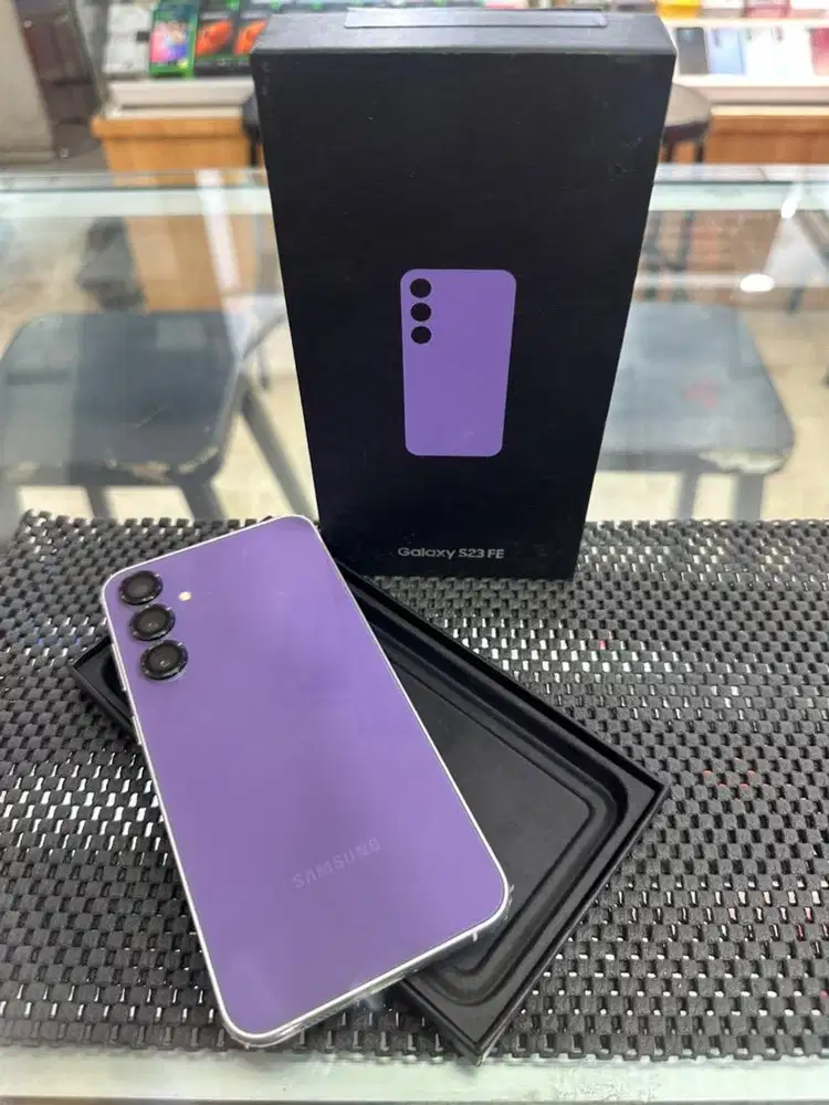 Samsung Galaxy S23 FE 8/256GB Purple Ex Garansi Resmi