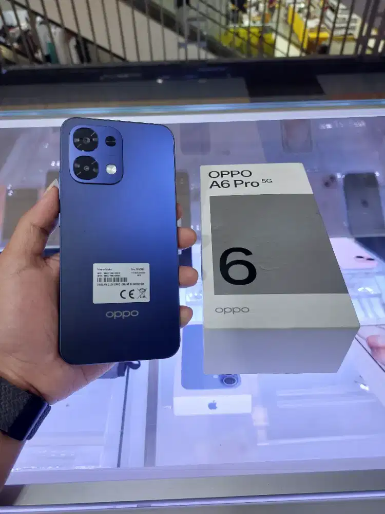 oppo a6 pro 5G ram 8/256 like new