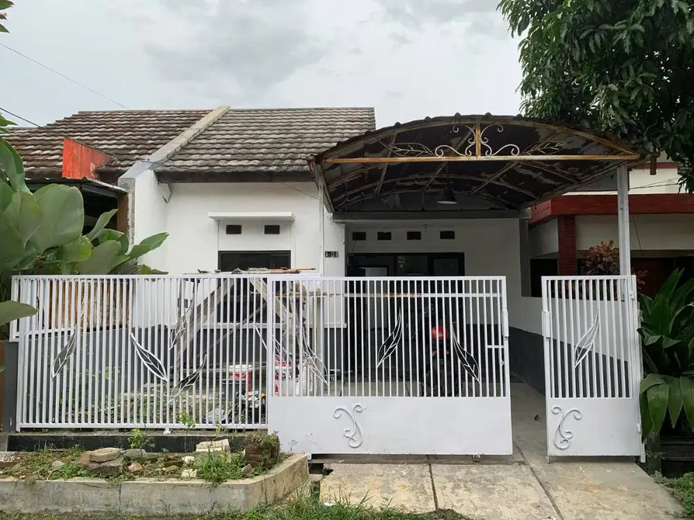 Dikontrakan Rumah 2 Kamar Tidur & 1 Kamar Mandi Bandung