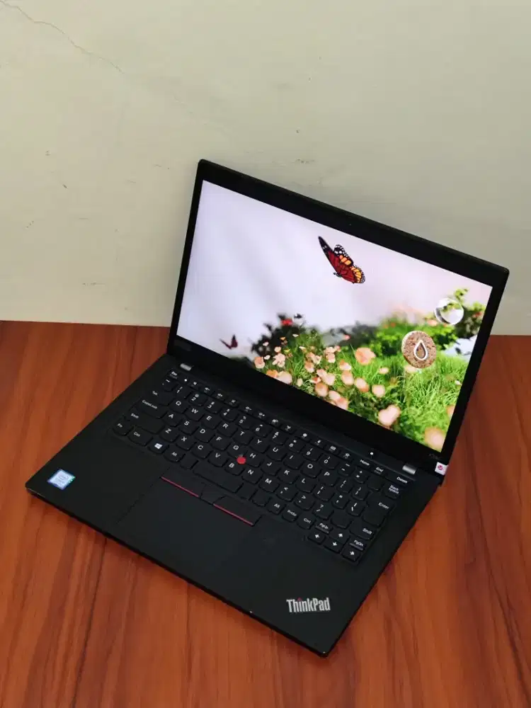 Lenovo ThinkPad X390 Core i5 RAM 8GB SSD 256GB Slim Ringan Siap Pakai