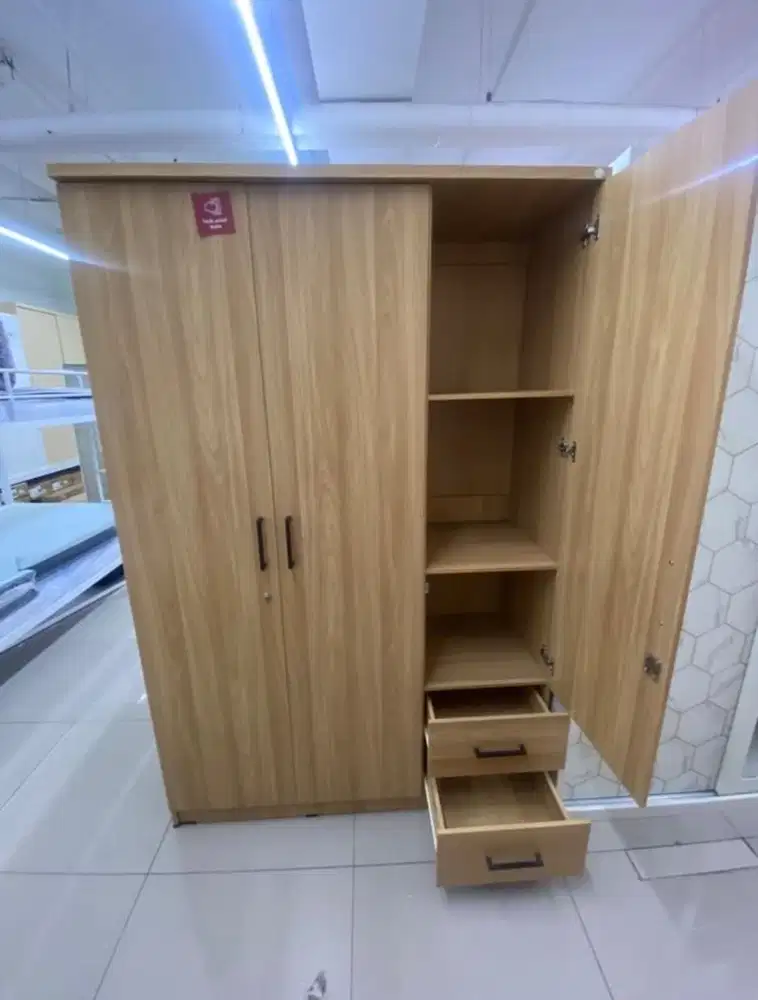Lemari kayu Merk SELMA original store