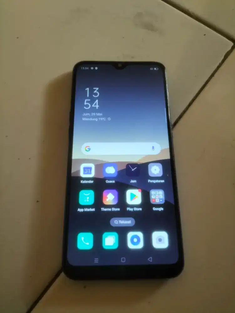 Dijual oppo F9, ram 4/64,/batangan
