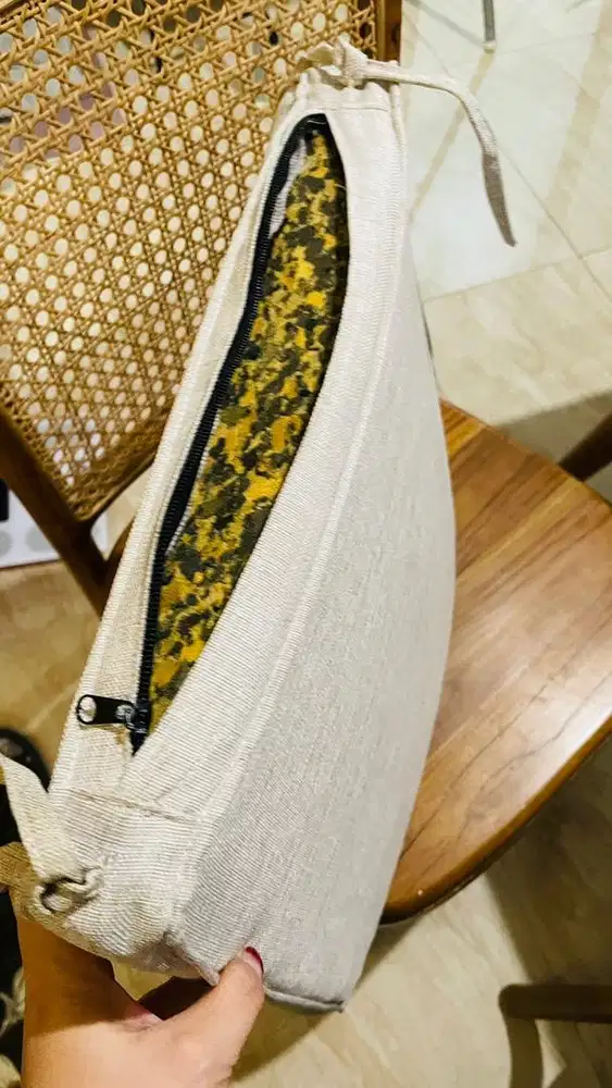 Busa Bantalan kursi makan jati