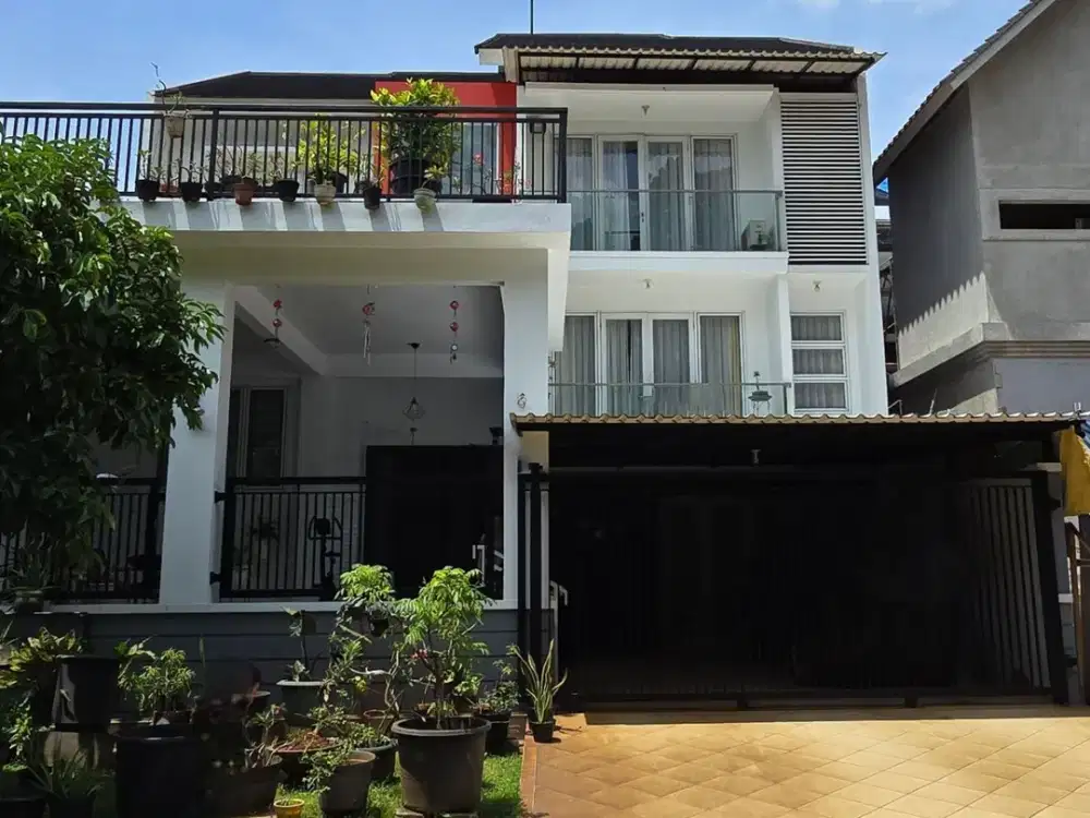 Rumah Mewah Siap Huni Hadap Taman di Puspitaloka BSD City