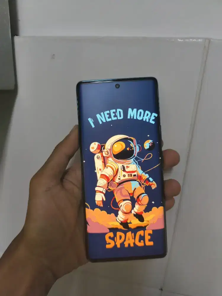 Tecno Pova Curve 8/256GB 5G
